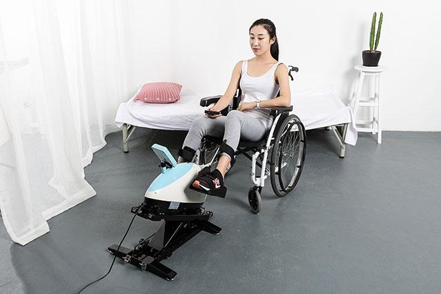 智能下肢康復(fù)機